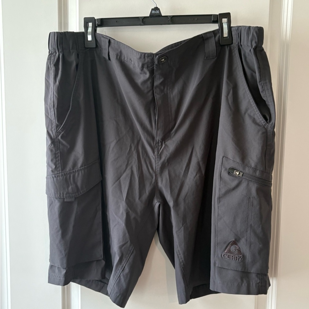 Gerry Men's Gray Cargo Shorts